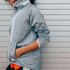 Nike windbreaker